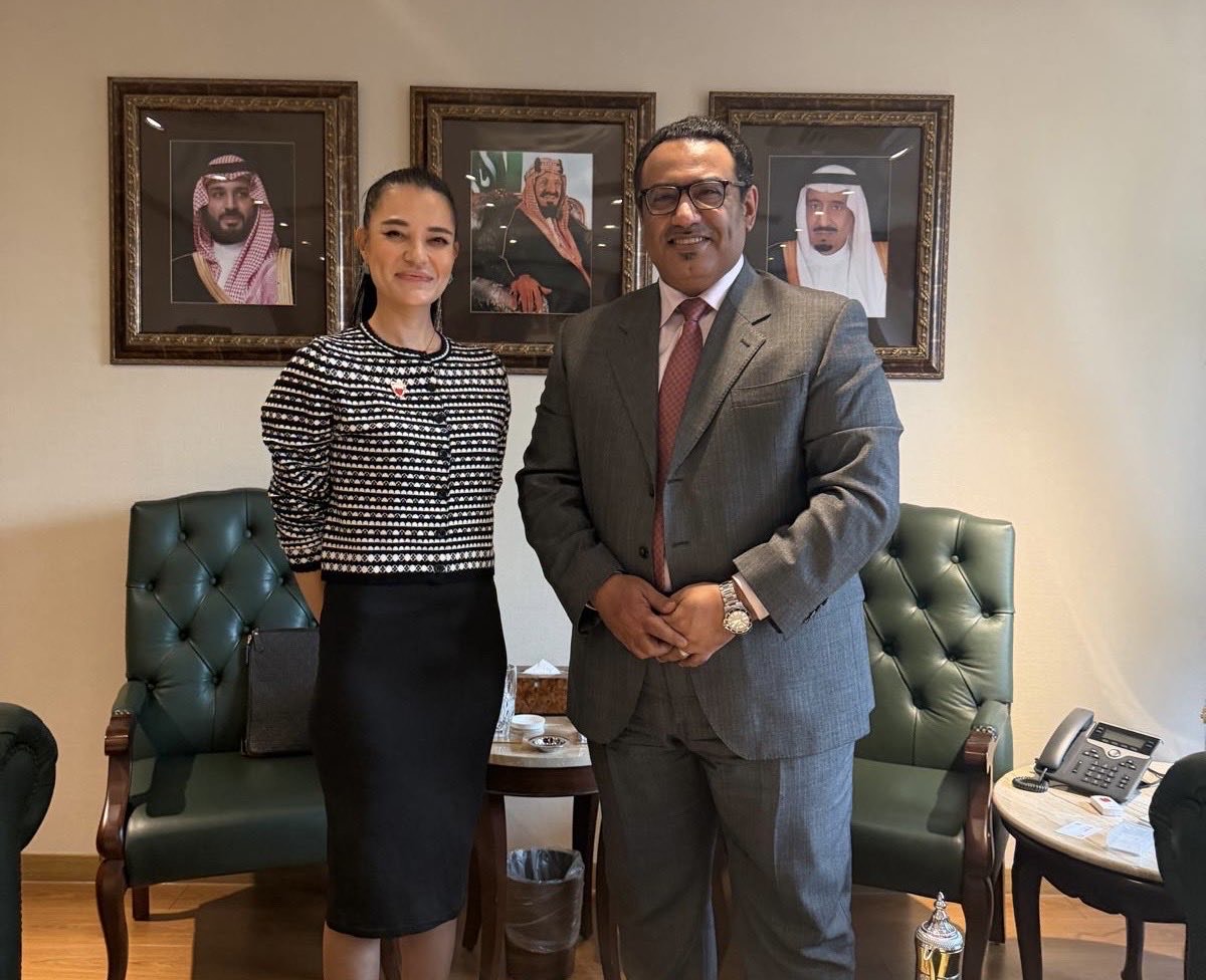Head of the Office Meets Regional Director of the Bahrain Economic Development Board to Discuss Future Cooperation