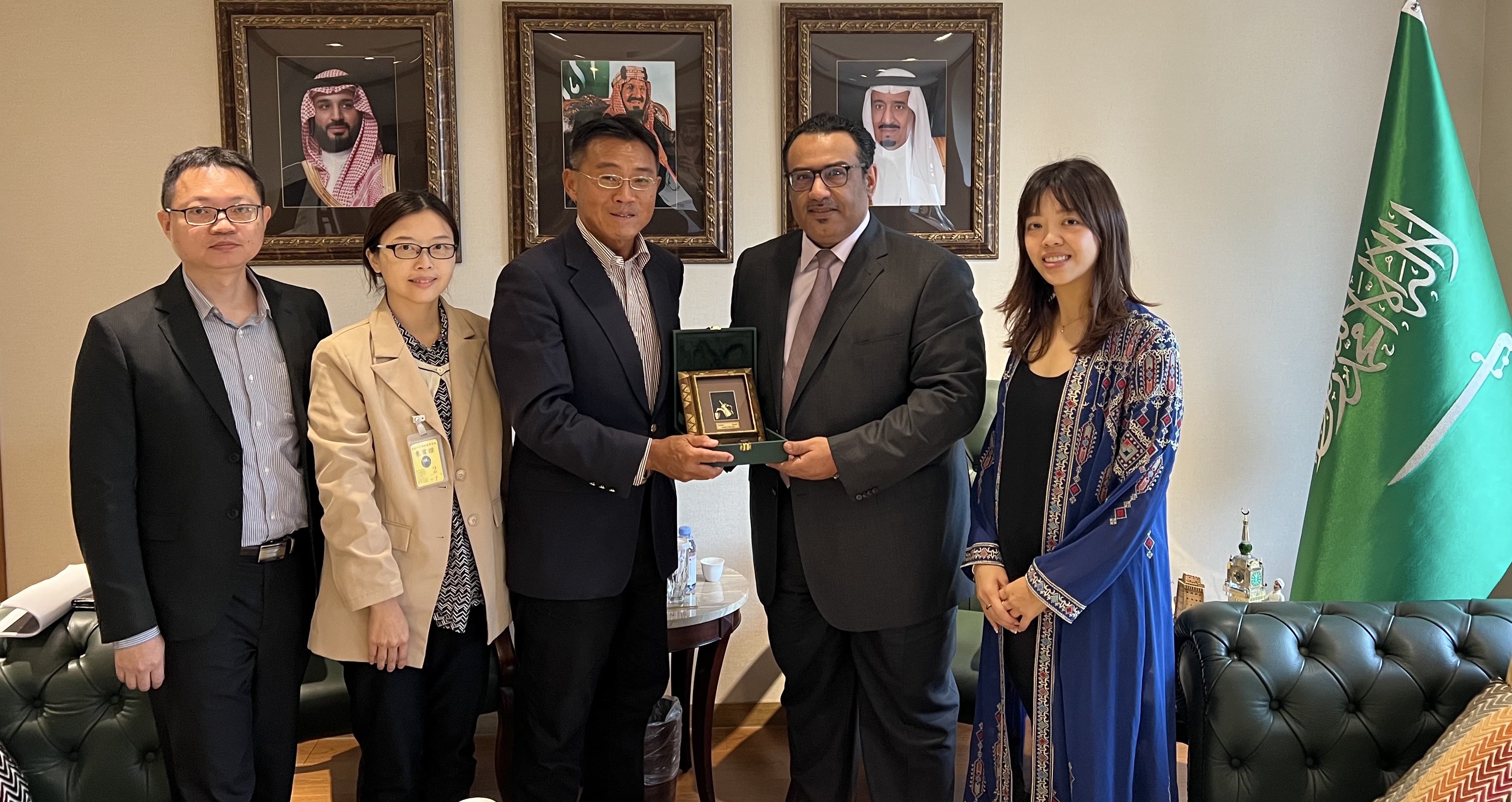Head of the Saudi Trade Office in Taipei Meets Director General of the Small and Medium Enterprise Administration