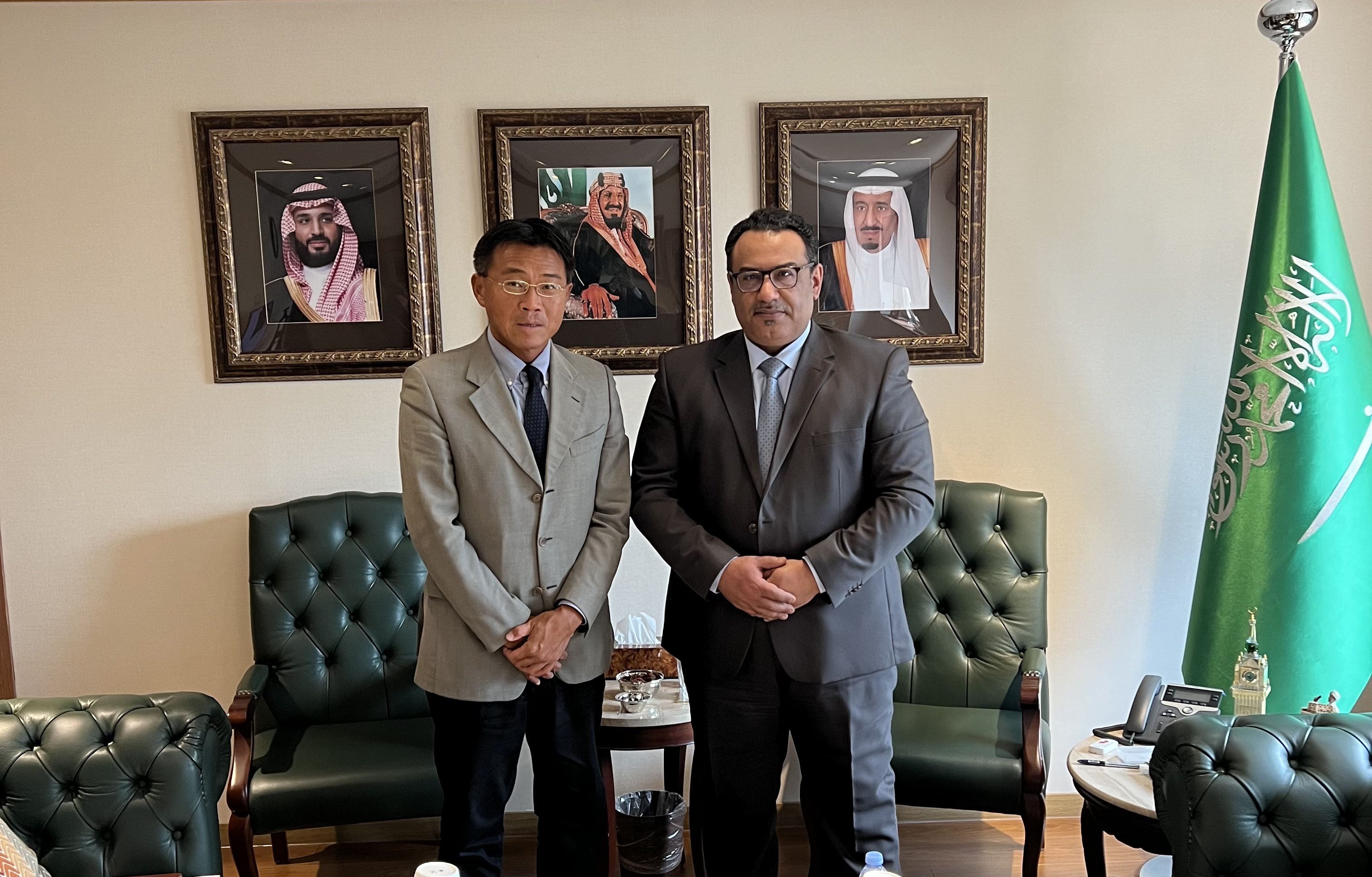 Head of the Saudi Arabian Trade Office in Taipei Meets SME Administration Director General