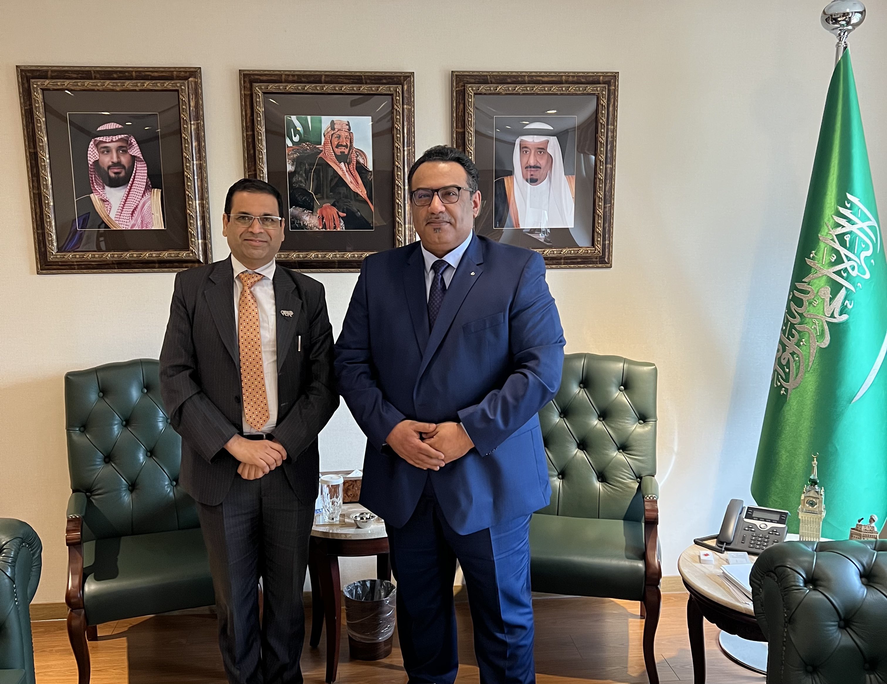 Head of the Office Meets Director General of the Indian Association in Taipei to Discuss Enhancing Bilateral Cooperation