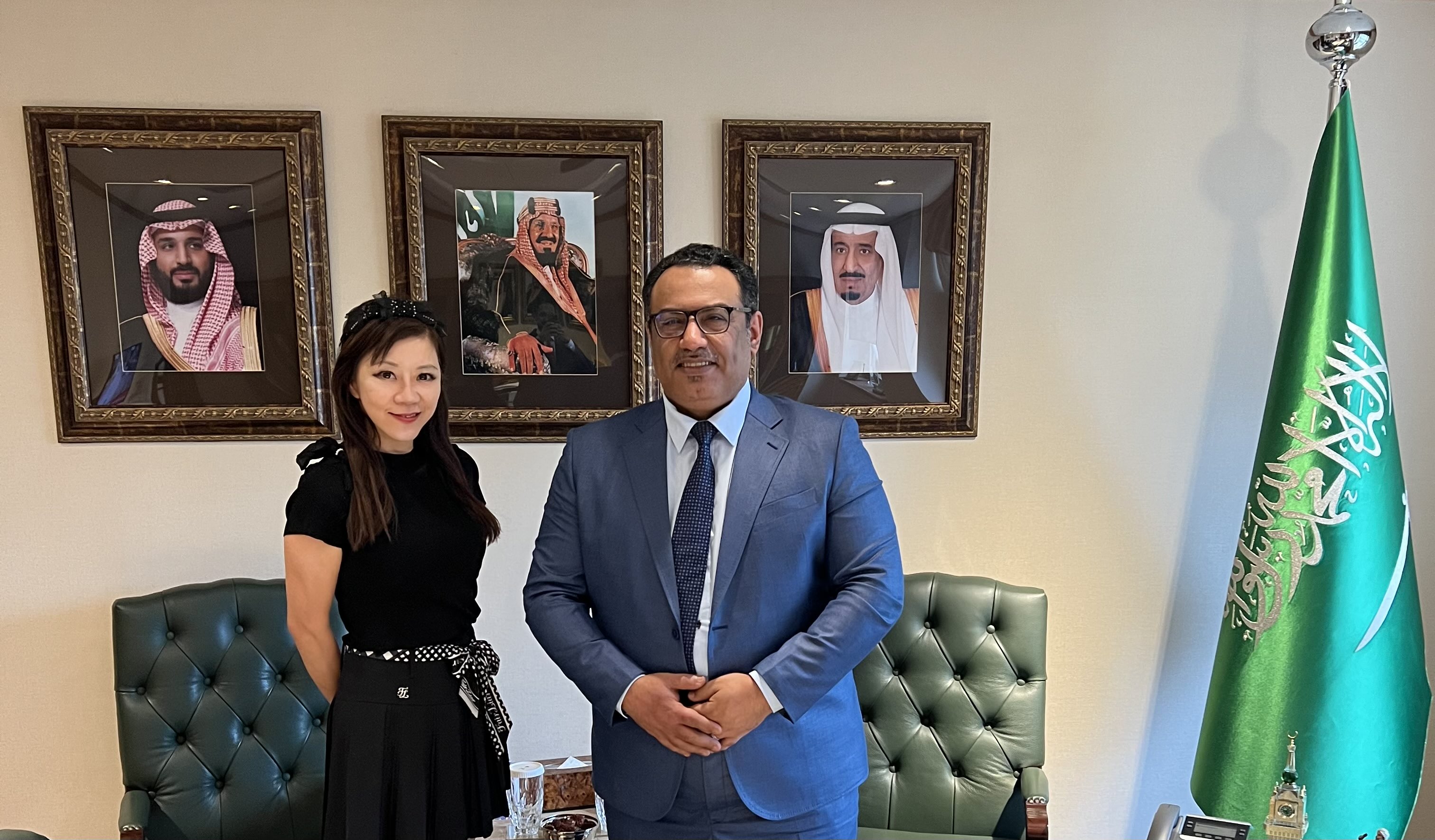 Head of the Saudi Arabian Trade Office in Taipei Meets Advisor from the Center for Biomedical Translation Research